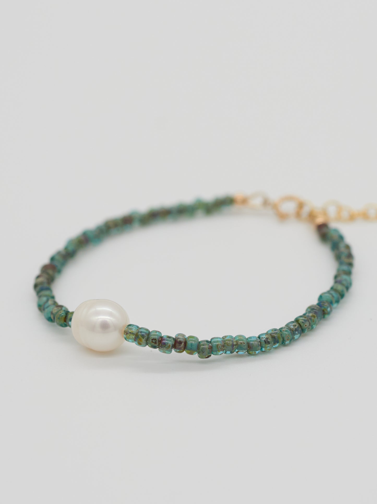 Picasso Pearl Bracelet | 2 Colour Options