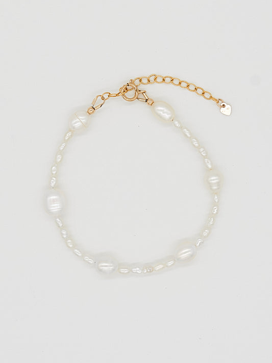 Celeste Pearl Bracelet